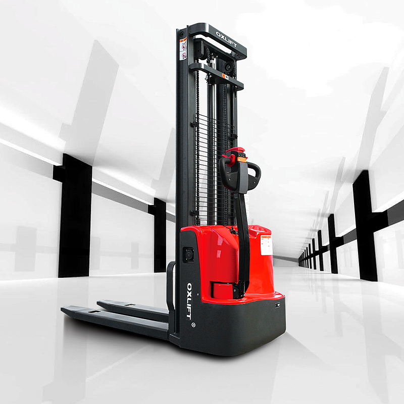 Фото 44 - Самоходный Штабелер AX-3012 OXLIFT 3 м 1200 кг.